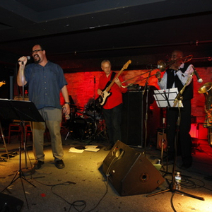 Elliott Sharp’s Terraplane photo provided by Last.fm