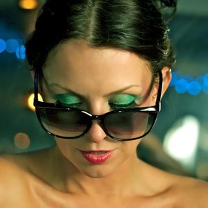 Headstrong feat. Andrea Britton 的头像