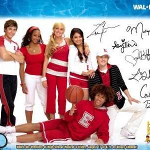 Zac Efron, Vanessa Anne Hudgrens, Lucas Gabreel & Ashley Tisdale 的头像