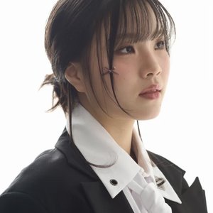 김나나(NANA) 的头像