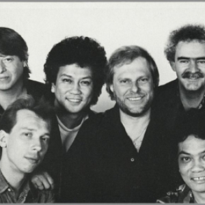 Oscar Benton Blues Band photo provided by Last.fm