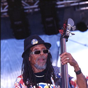 Lloyd Brevett 的头像