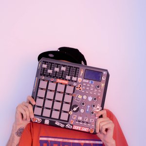 CΔNS 的头像