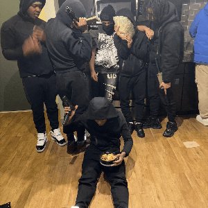 Extortin - Single