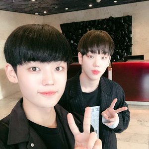 A.C.E(김병관 Kim Byeong Kwan&찬 CHAN) 的头像