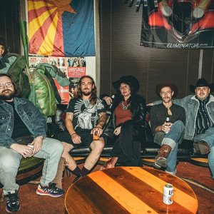 Katie Mae & the Lubrication 的头像