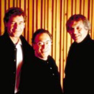 Bill Bruford with Ralph Towner and Eddie Gomez için avatar