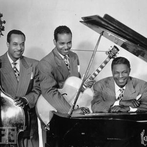 Nat King Cole & His Trio 的头像