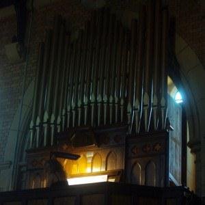 Victoria Hay  MP Moller Organ Bundaburg Qld  "An American in Oz"