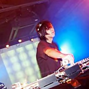 DJ Yousuke のアバター