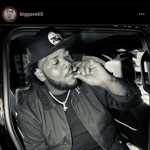 biggaveli 的头像
