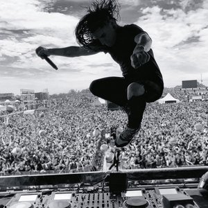 Skrillex için avatar