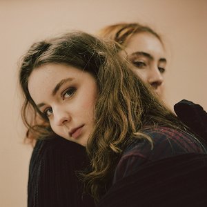 Let's Eat Grandma のアバター