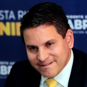 Fabricio Alvarado 的头像