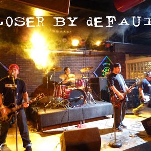 Loser By Default 的头像