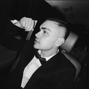 Brandon White 的头像