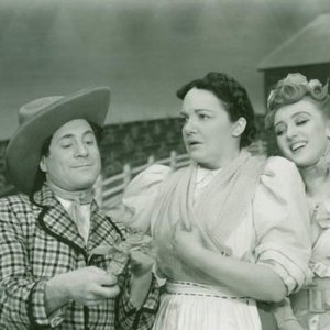 Oklahoma! ~ Classical Broadway Cast 1943 的头像