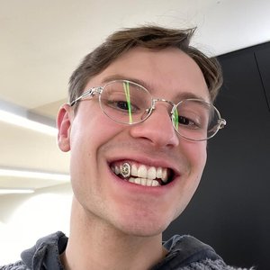 Diss Gacha のアバター