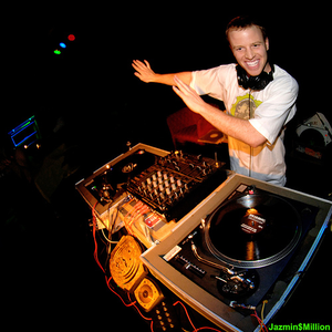Skratch Bastid photo provided by Last.fm