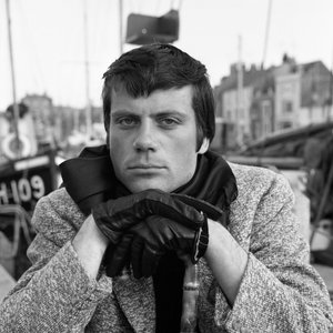 Oliver Reed 的头像