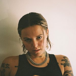 Avatar for Lauren Sanderson