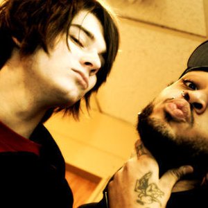 Immagine per 'The Academy Is... / Gym Class Heroes'