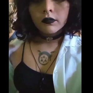 Isa Senpai 的头像