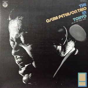 The Oscar Peterson Trio in Tokyo (Live)