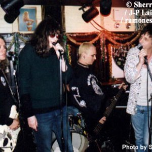 Avatar for The Independents Feat. Joey Ramone