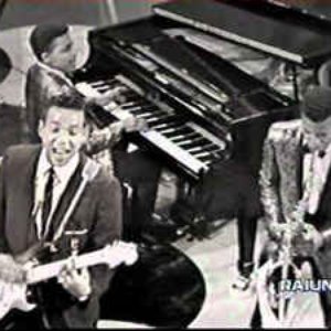 Carl Holmes 的头像