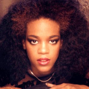 Аватар для Evelyn "Champagne" King