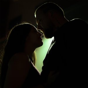 Y SI SOMOS NOVIOS??? - Single