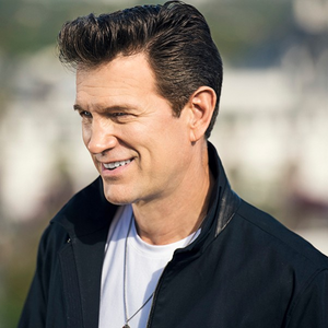 Chris Isaak