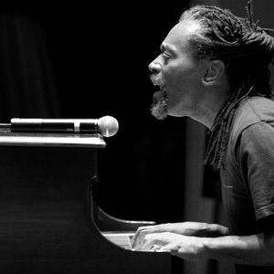 Bobby McFerrin photo provided by Last.fm