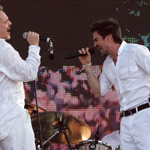 Miguel Bose con Juanes 的头像