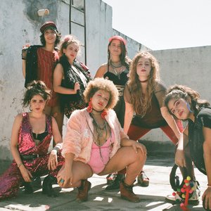 'Mulheres de Buço'の画像