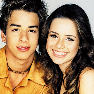 Sandy & Junior photo provided by Last.fm