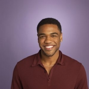 Travis Tucker 的头像