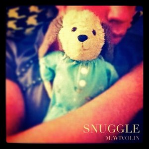 “Snuggle (EP)”的封面