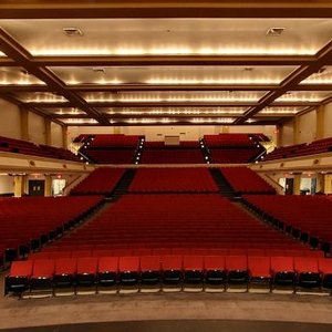 2007-04-27 - Thomas Wolfe Auditorium - Asheville, NC