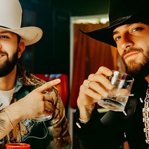 Maluma & Carín León 的头像