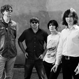 “Thurston Moore Band”的封面