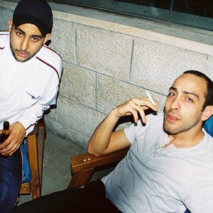 Al Nather & Shabjdeed 的头像
