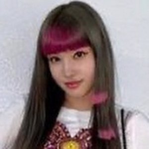 luisa ver0n1c4a 的头像