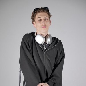 Theo Simons 的头像