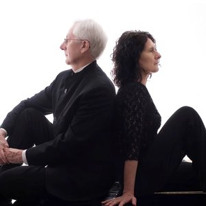 Avatar de Valeria Szervánszky & Ronald Cavaye