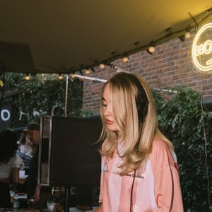 Avatar for Paige Tomlinson