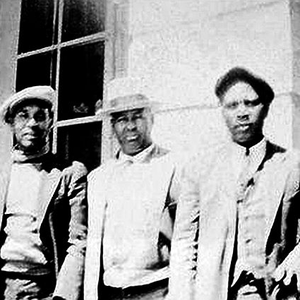 Mississippi Sheiks photo provided by Last.fm