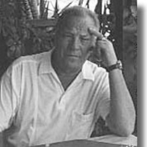 Brian Lumley 的头像