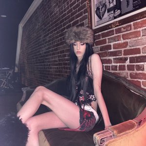 Avatar for Tiffany Tabloid